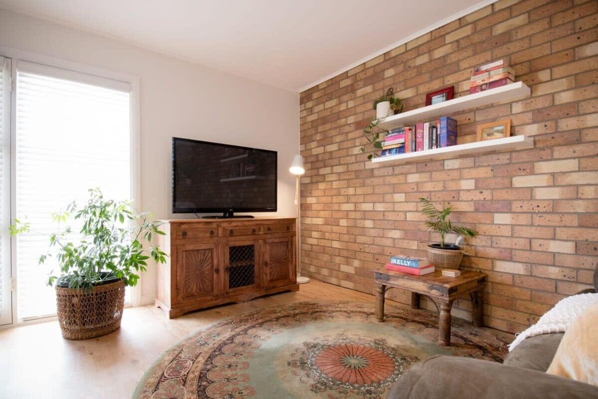 Comfort: Near Hospital & With Parking