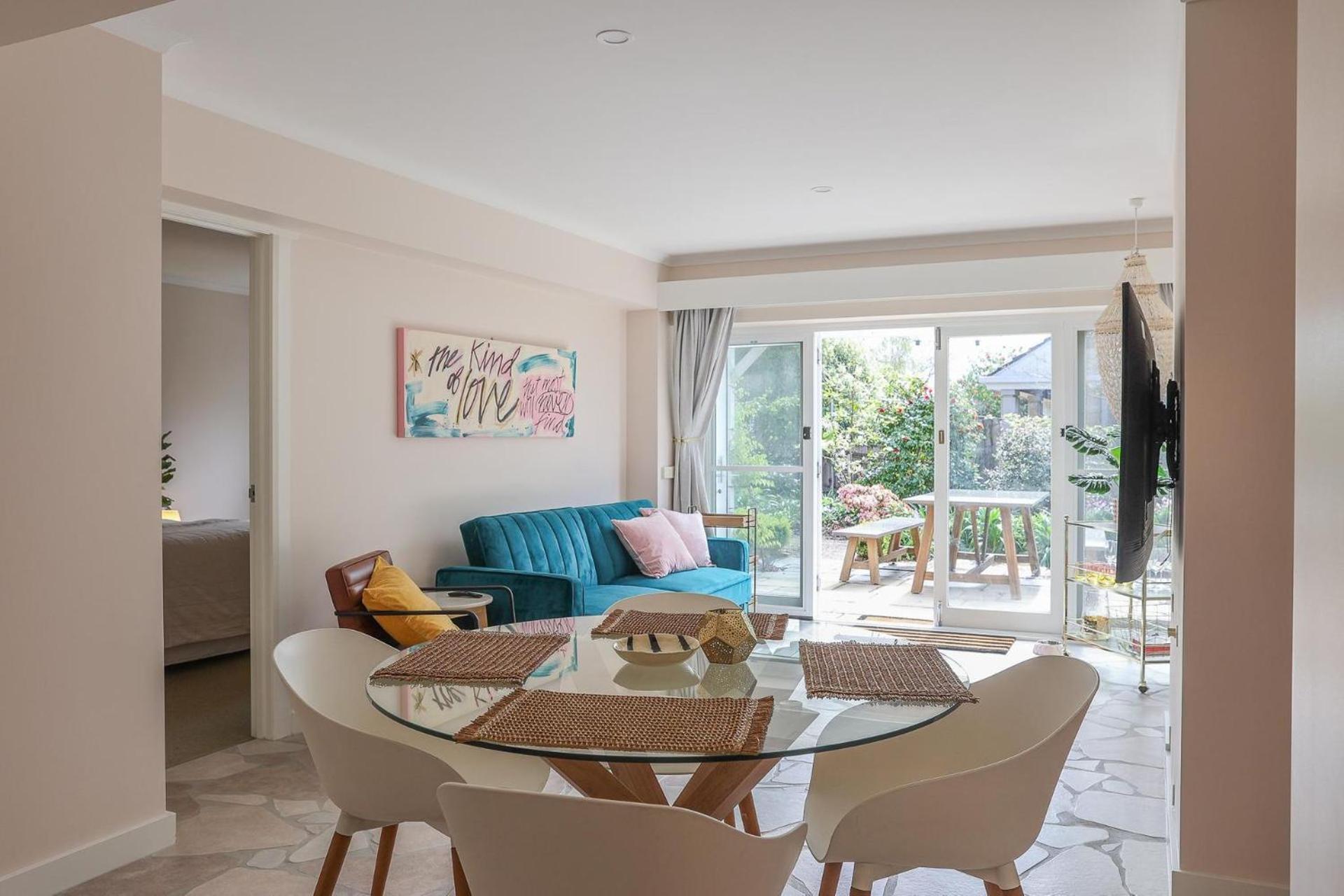 Vibrant Dual Retreat Vagabond S Rest Rose Gold Hideaway Launceston
