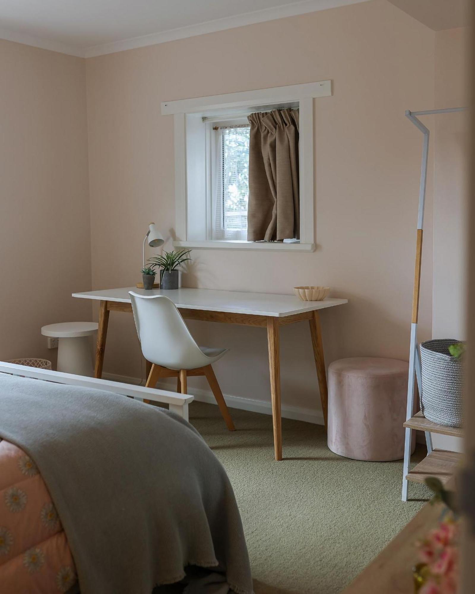 Vibrant Dual Retreat Vagabond S Rest Rose Gold Hideaway