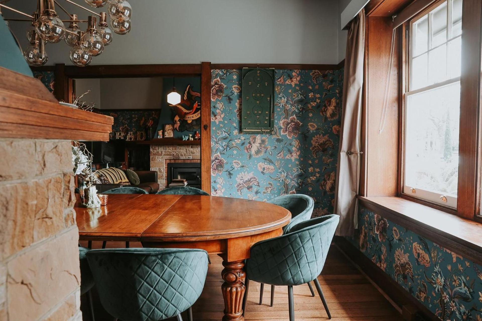 Vibrant Dual Retreat Vagabond S Rest Rose Gold Hideaway Holiday home *