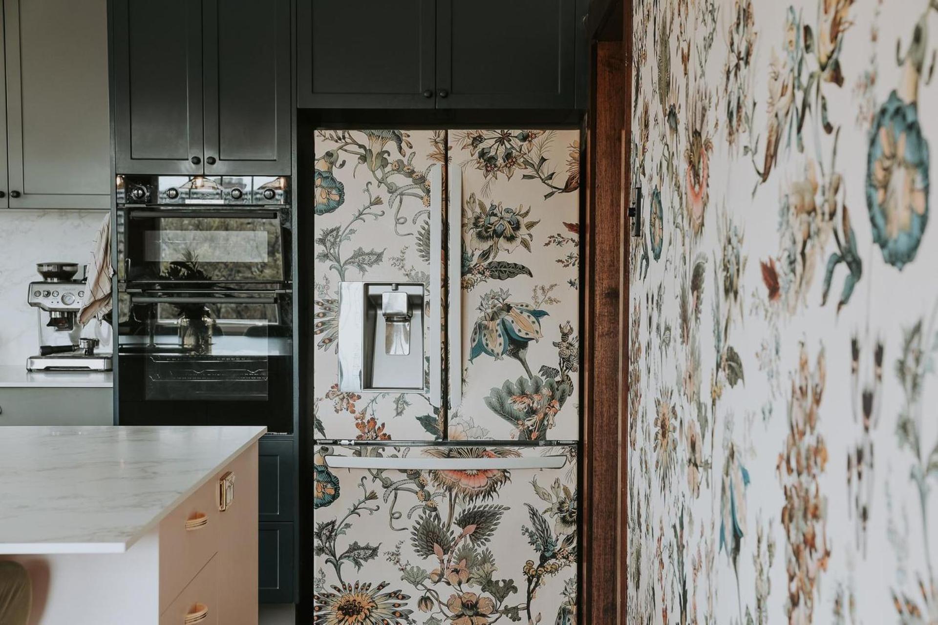 Vibrant Dual Retreat Vagabond S Rest Rose Gold Hideaway Holiday home Launceston
