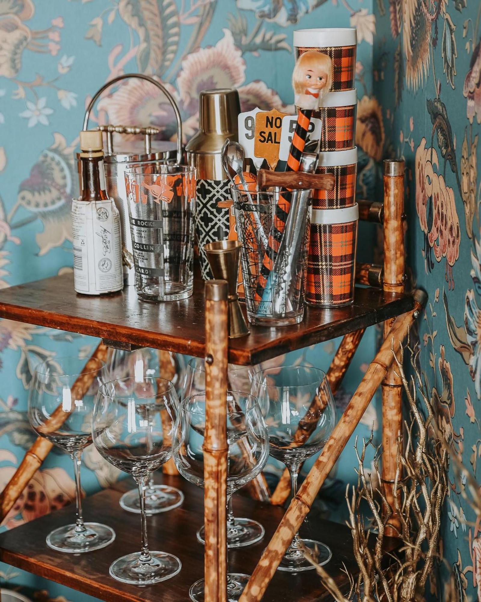 Holiday home Vibrant Dual Retreat Vagabond S Rest Rose Gold Hideaway