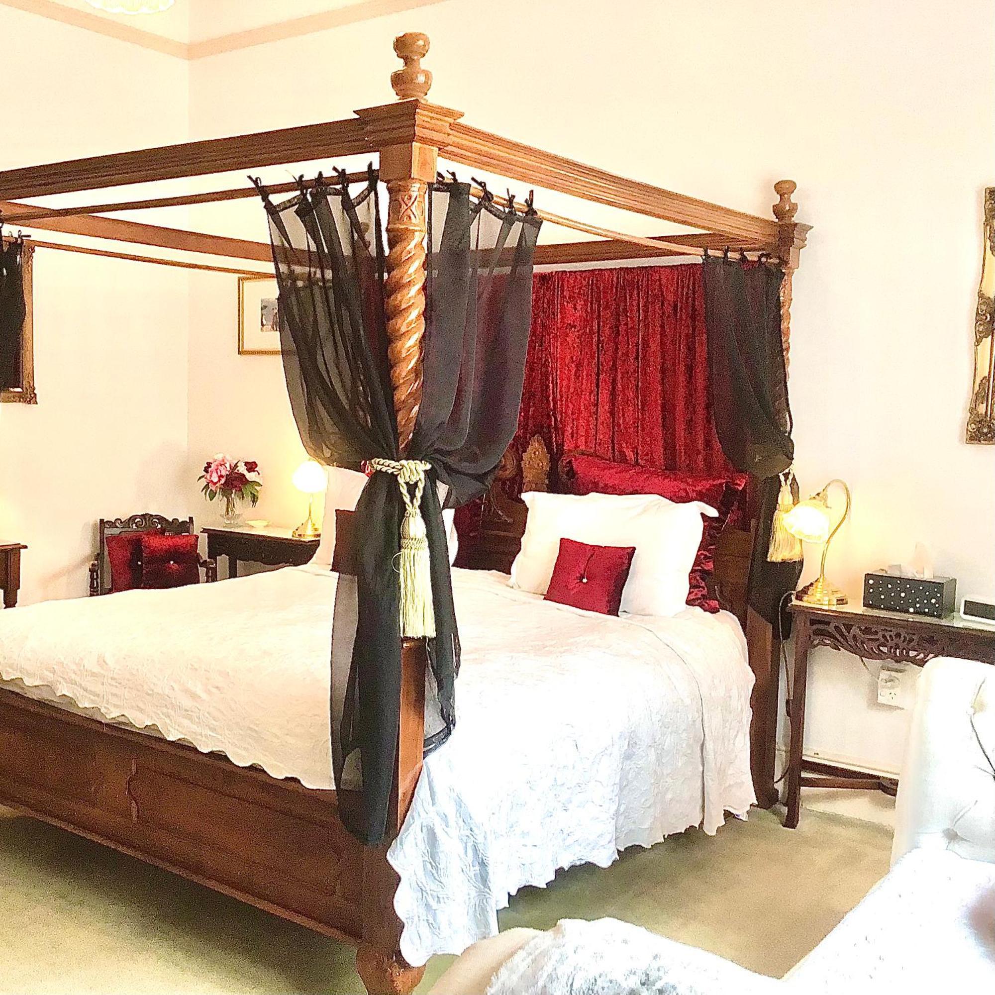 Bed & Breakfast Kurrajong House 4*