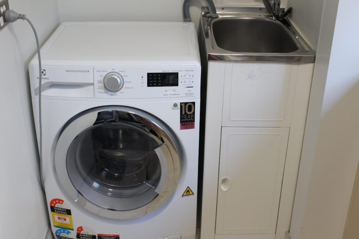 Apartment 23 - Pad With Free Parking *