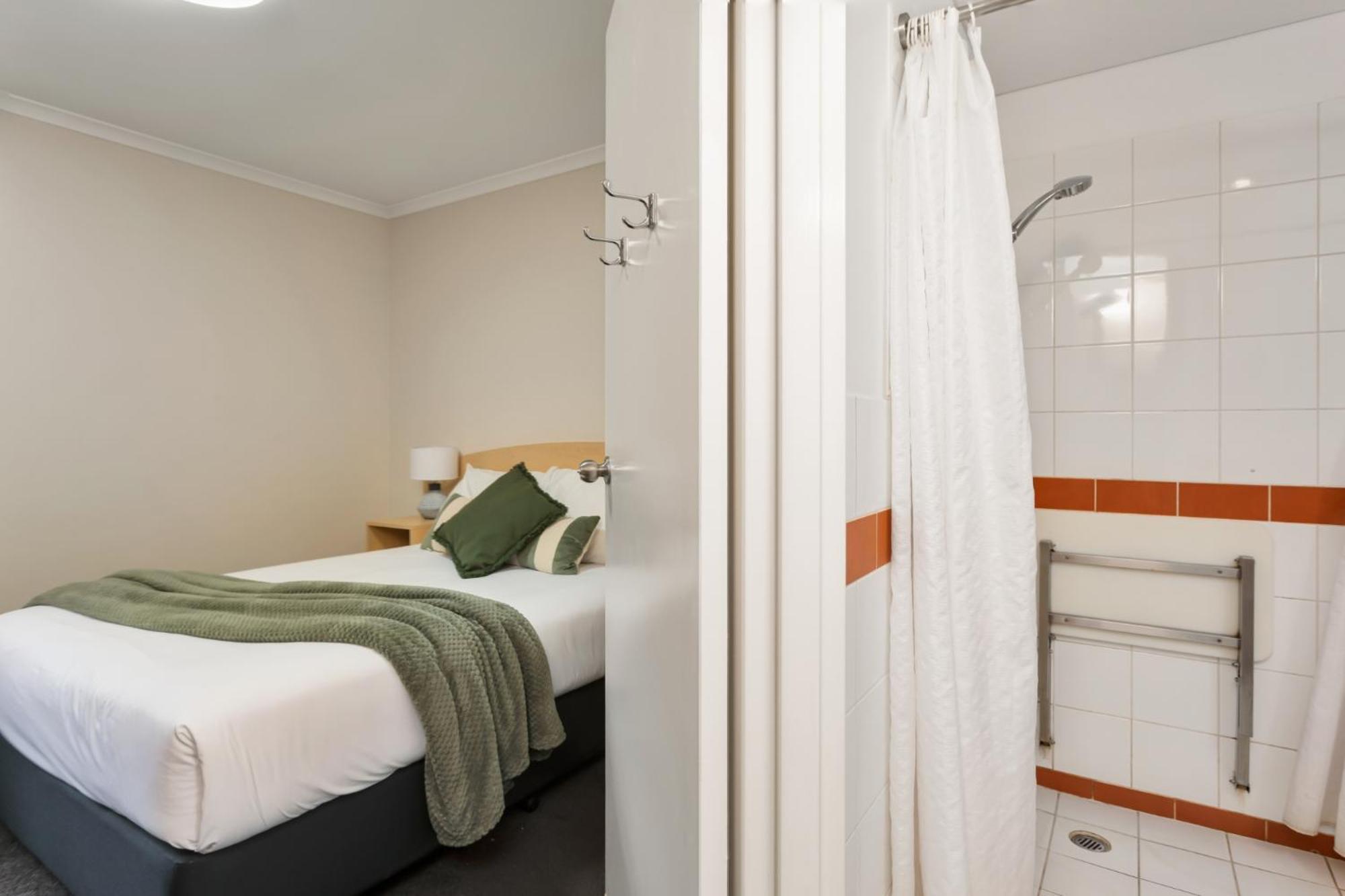 Aparthotel Elphin Serviced 3*