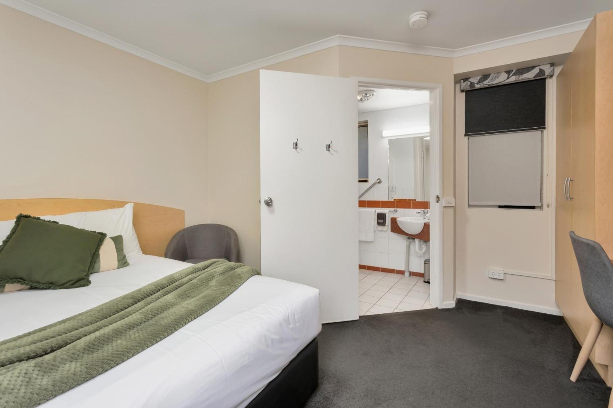 Aparthotel Elphin Serviced