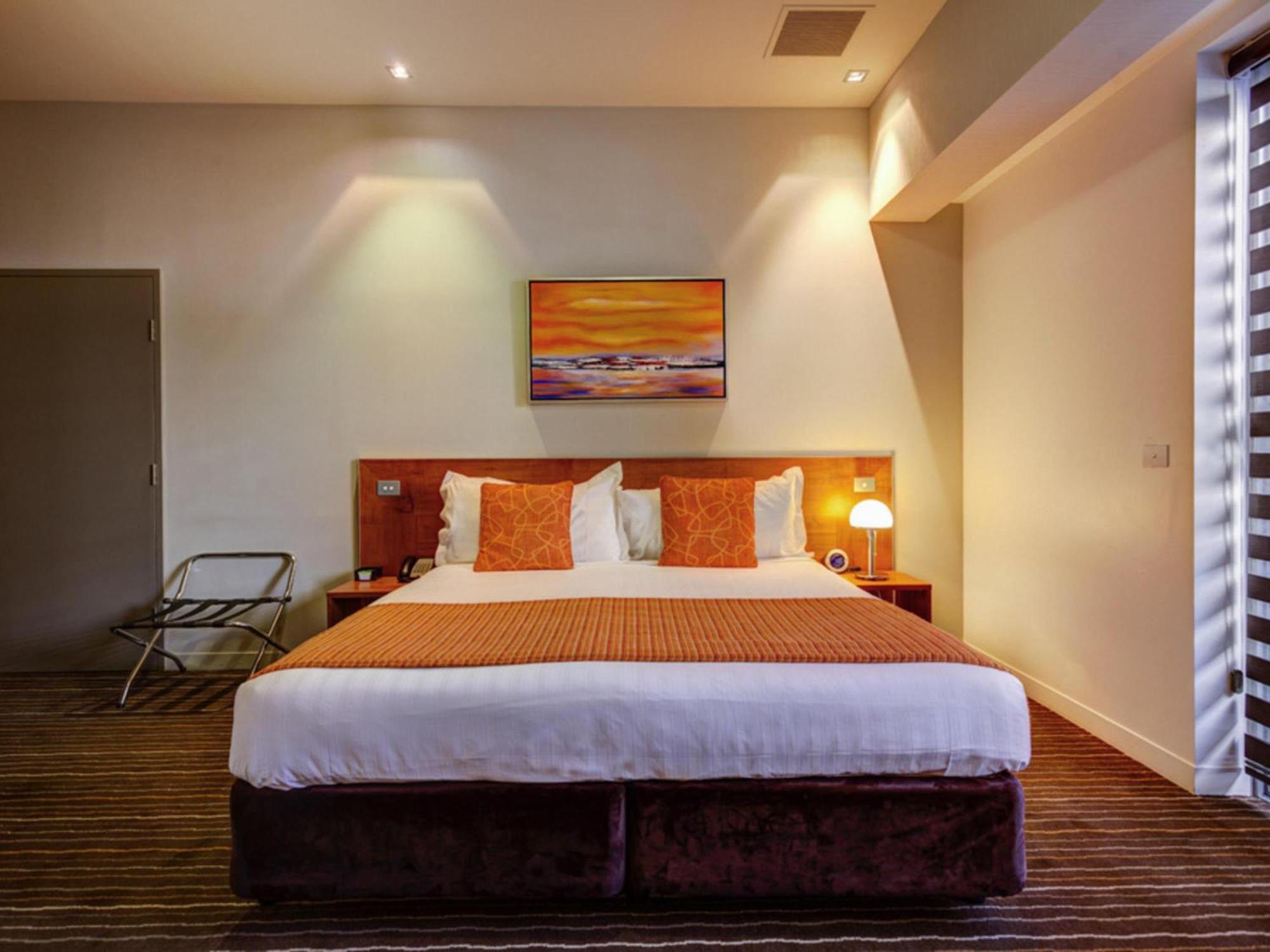 Mantra Charles 4* Launceston