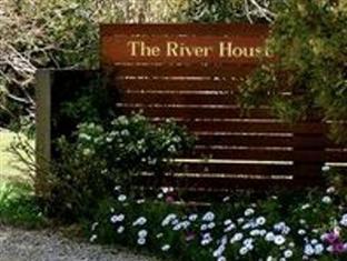 The River House 4*