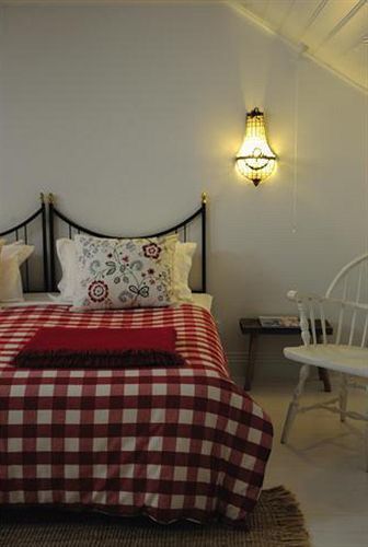 Hotel The Red Feather 4*