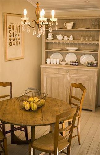 The Red Feather Hotel 4*