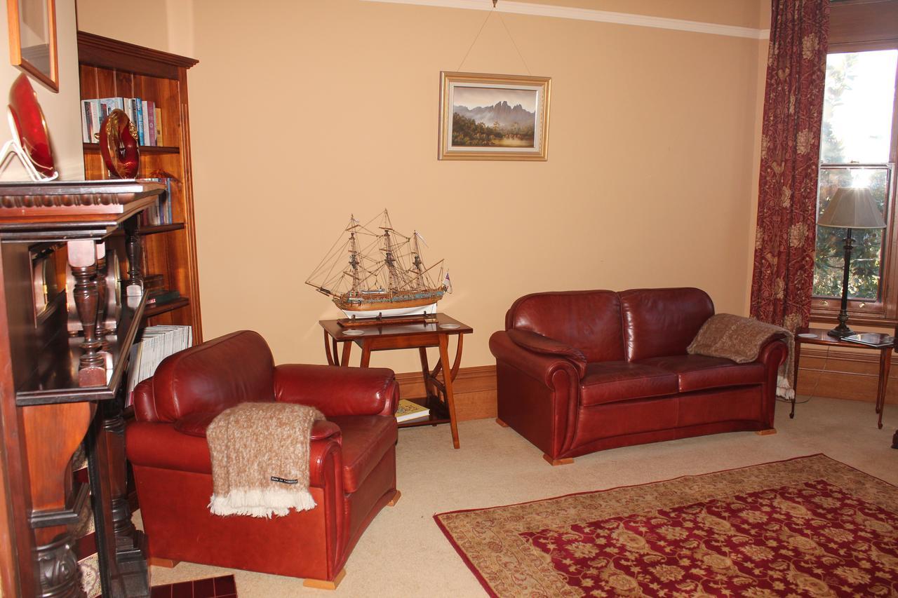Turret House Bed & Breakfast Launceston