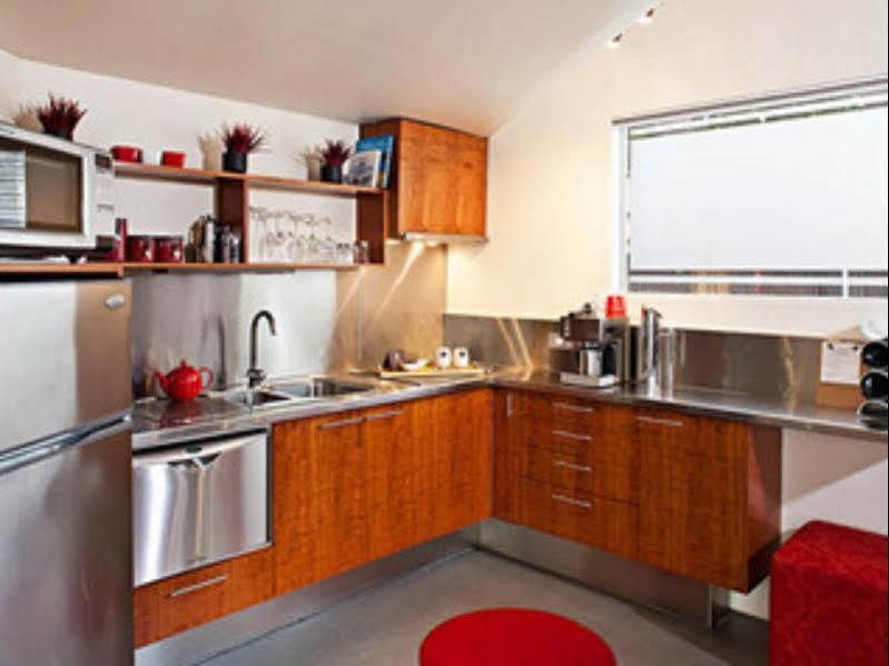 Twofourtwo Boutique 4* Launceston