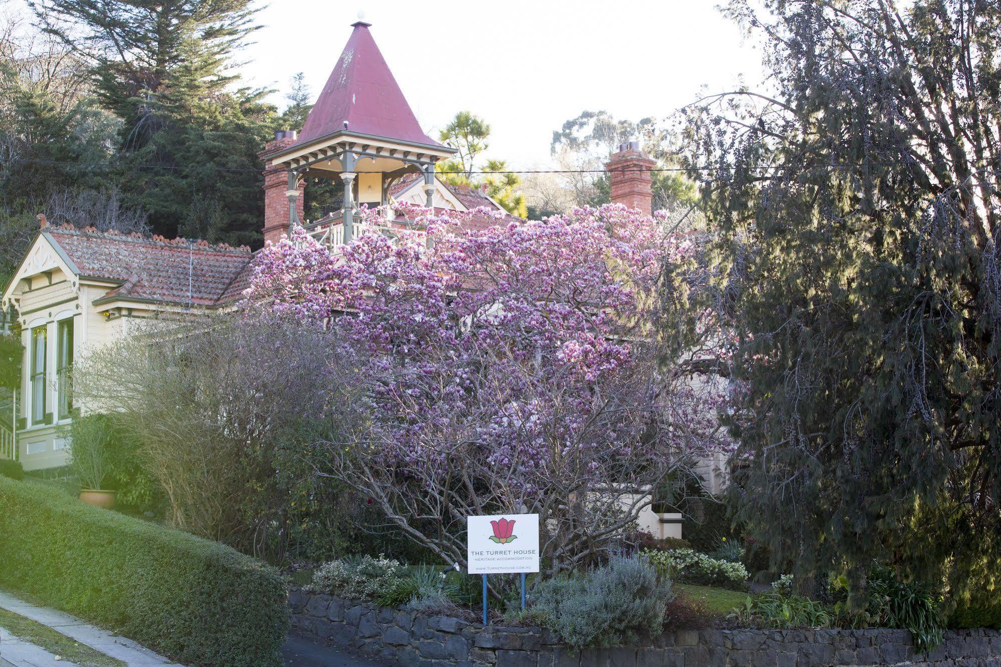 Bed & Breakfast Turret House