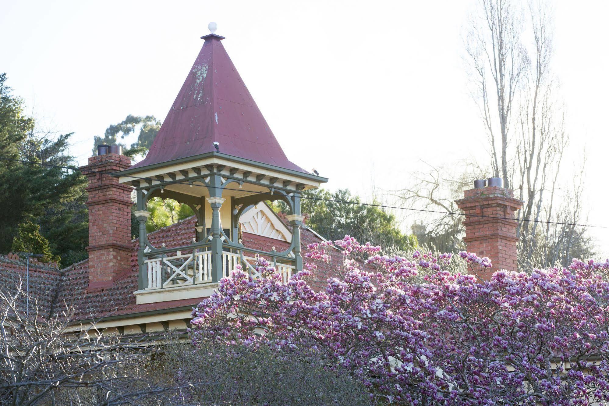 Turret House Bed & Breakfast Launceston