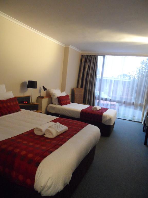 Commodore Regent 4* Launceston
