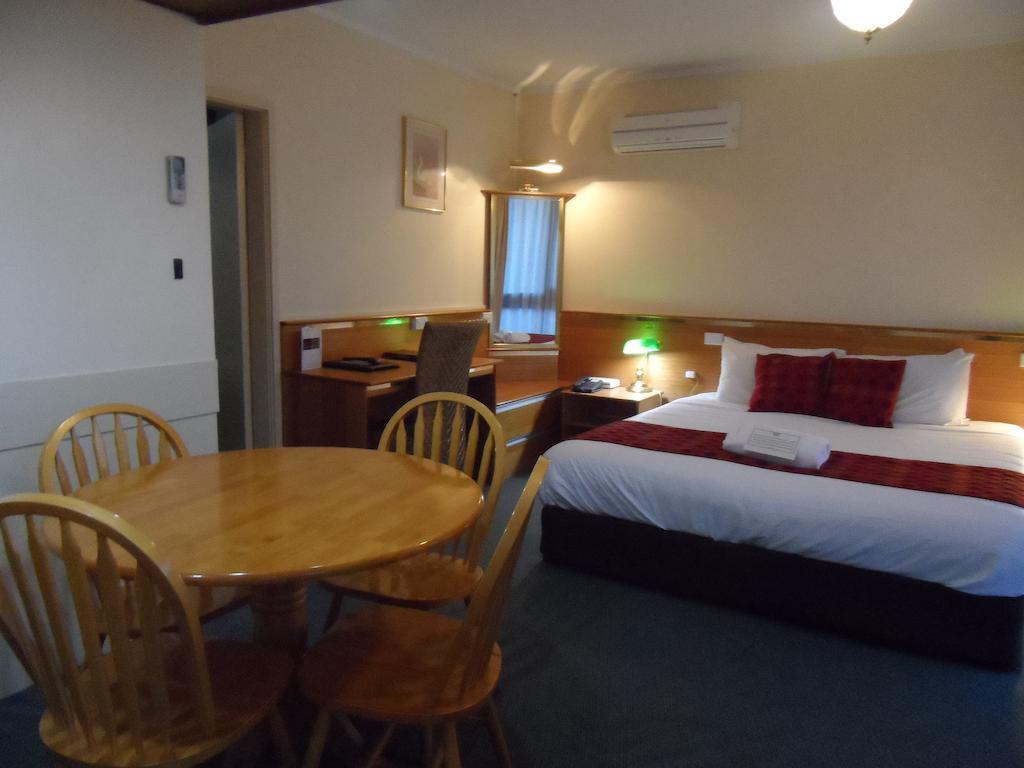 Commodore Regent 4* Launceston