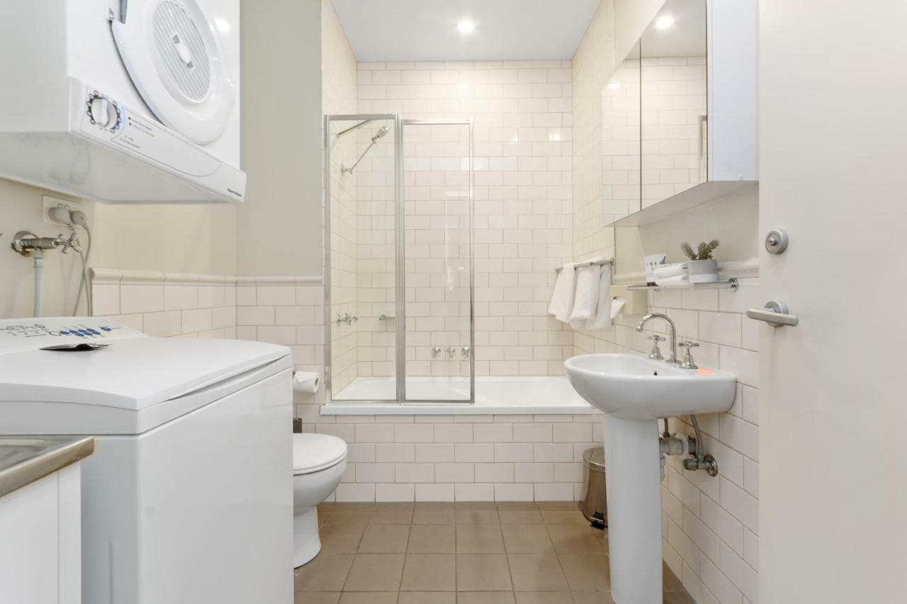Aparthotel Official 4*